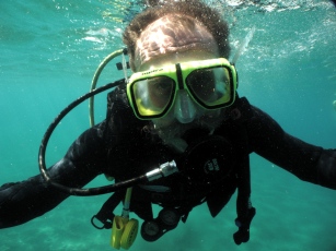 William in underwater action!