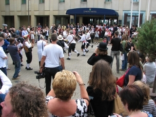 Click anywhere on the picture to close the window